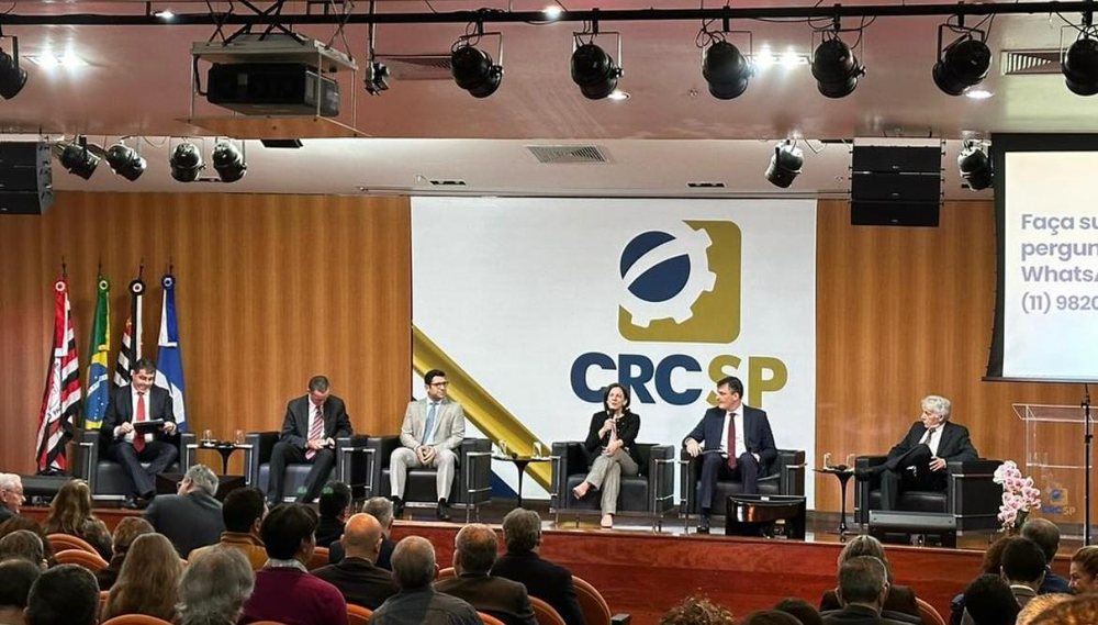Paulo Verçosa no painel do CRC-SP